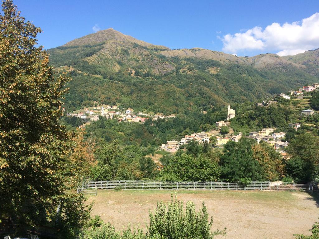 Agriturismo La Taverna Del Nonno Borzonasca ภายนอก รูปภาพ
