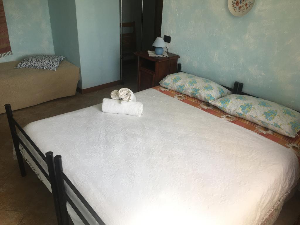 Agriturismo La Taverna Del Nonno Borzonasca ภายนอก รูปภาพ