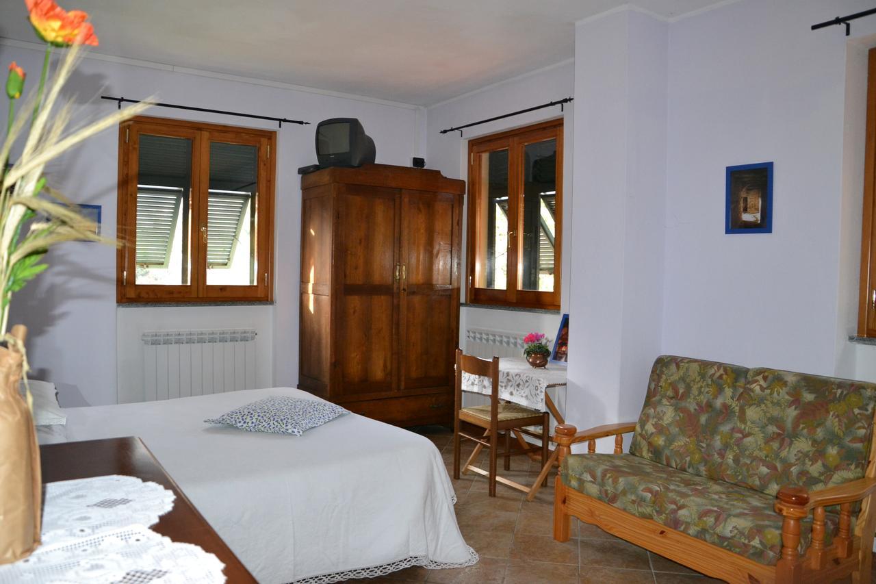 Agriturismo La Taverna Del Nonno Borzonasca ภายนอก รูปภาพ